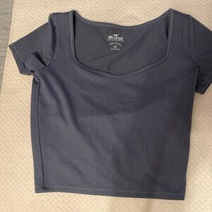 Ribbed Hollister top